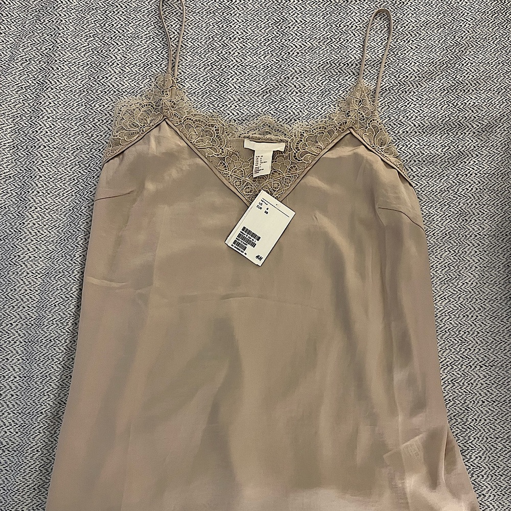 NWT Blush pink lace trim camisole sz 6
